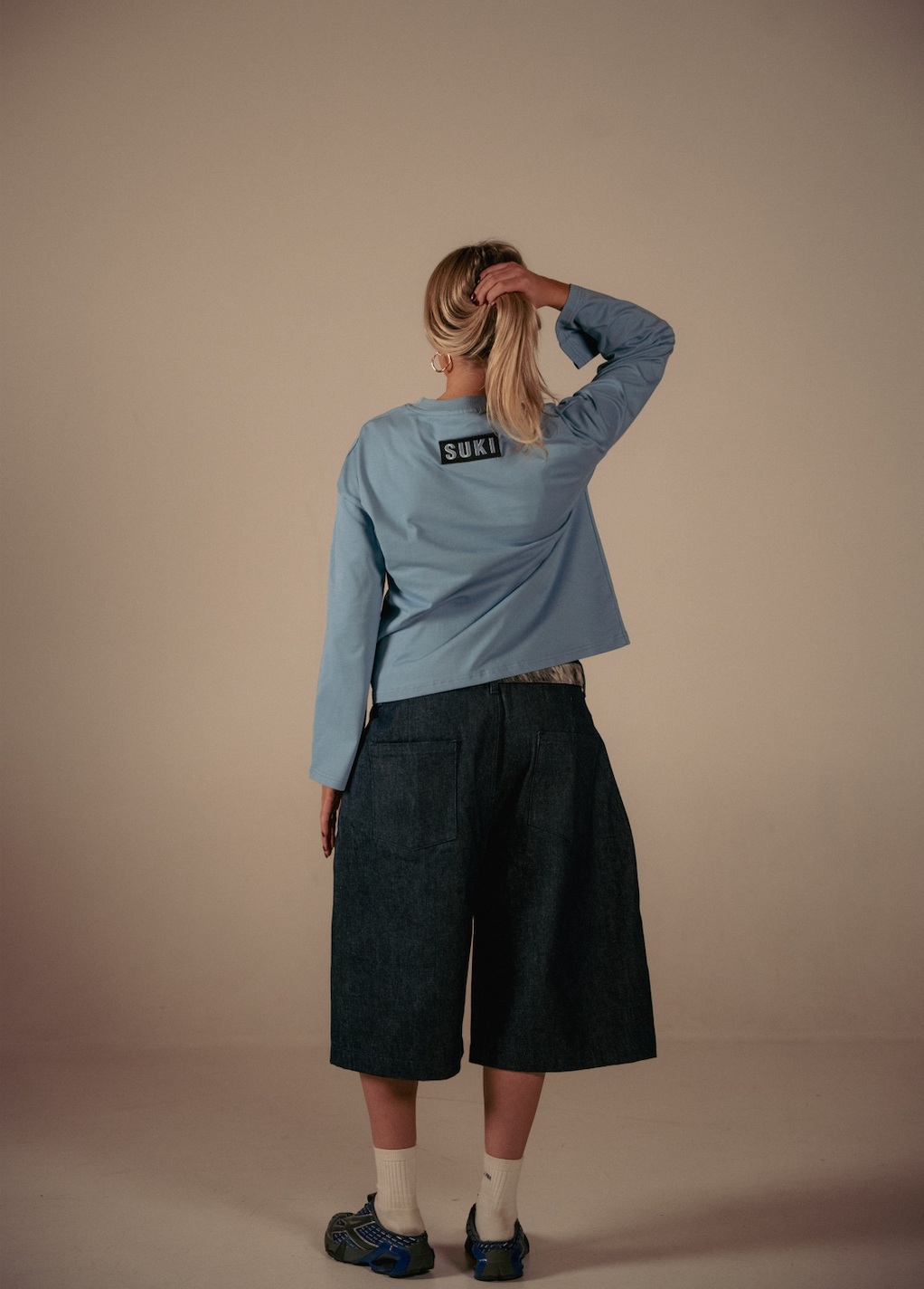 BELL LONG SLEEVE - BABY BLUE